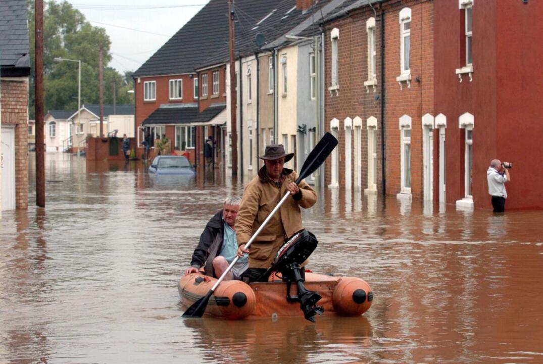 GLOSFLOODS ALNEY TERRACE