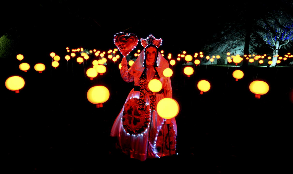SPECTACLE OF LIGHT SUDELEY CASTLE7